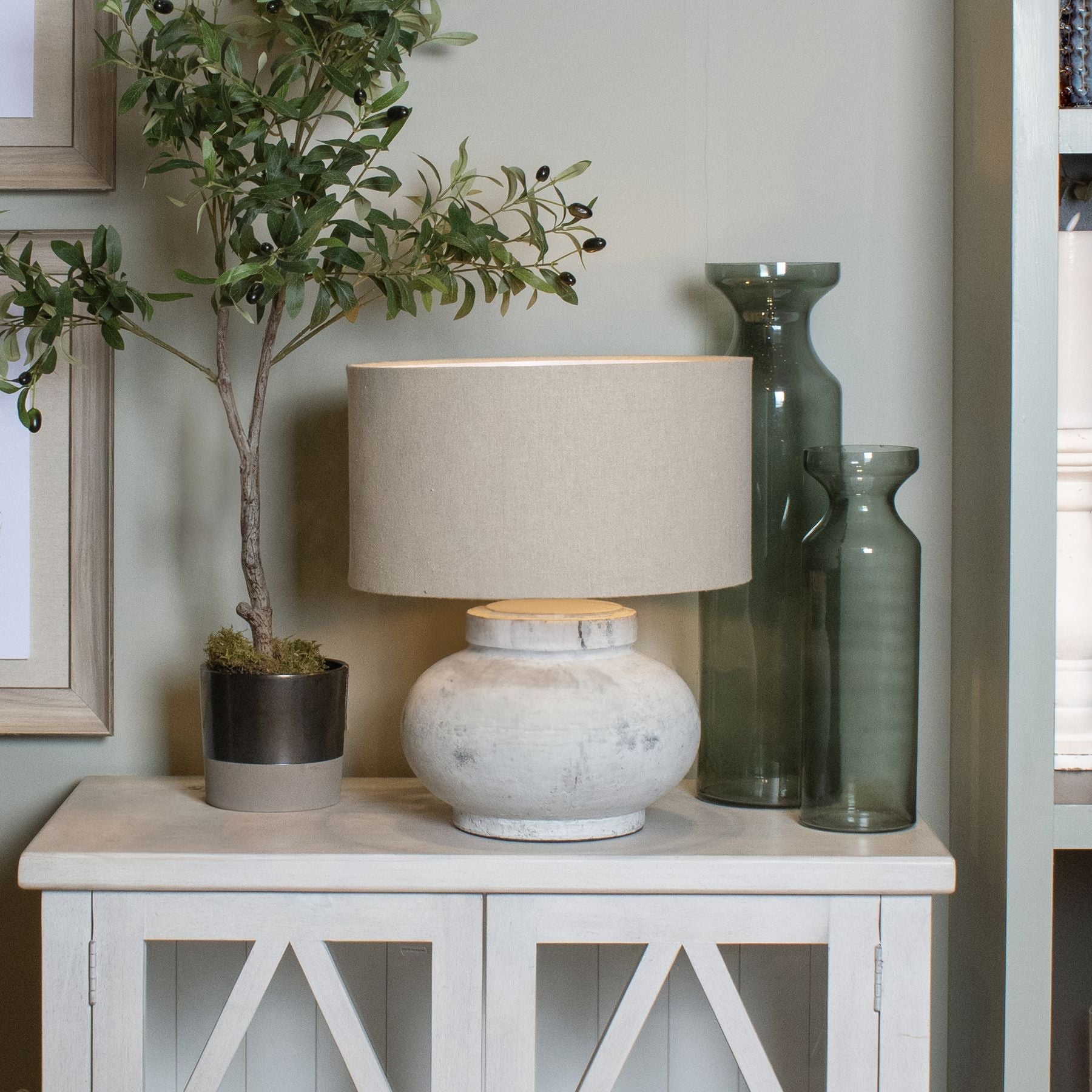 Darcy Antique White Squat Table Lampbase