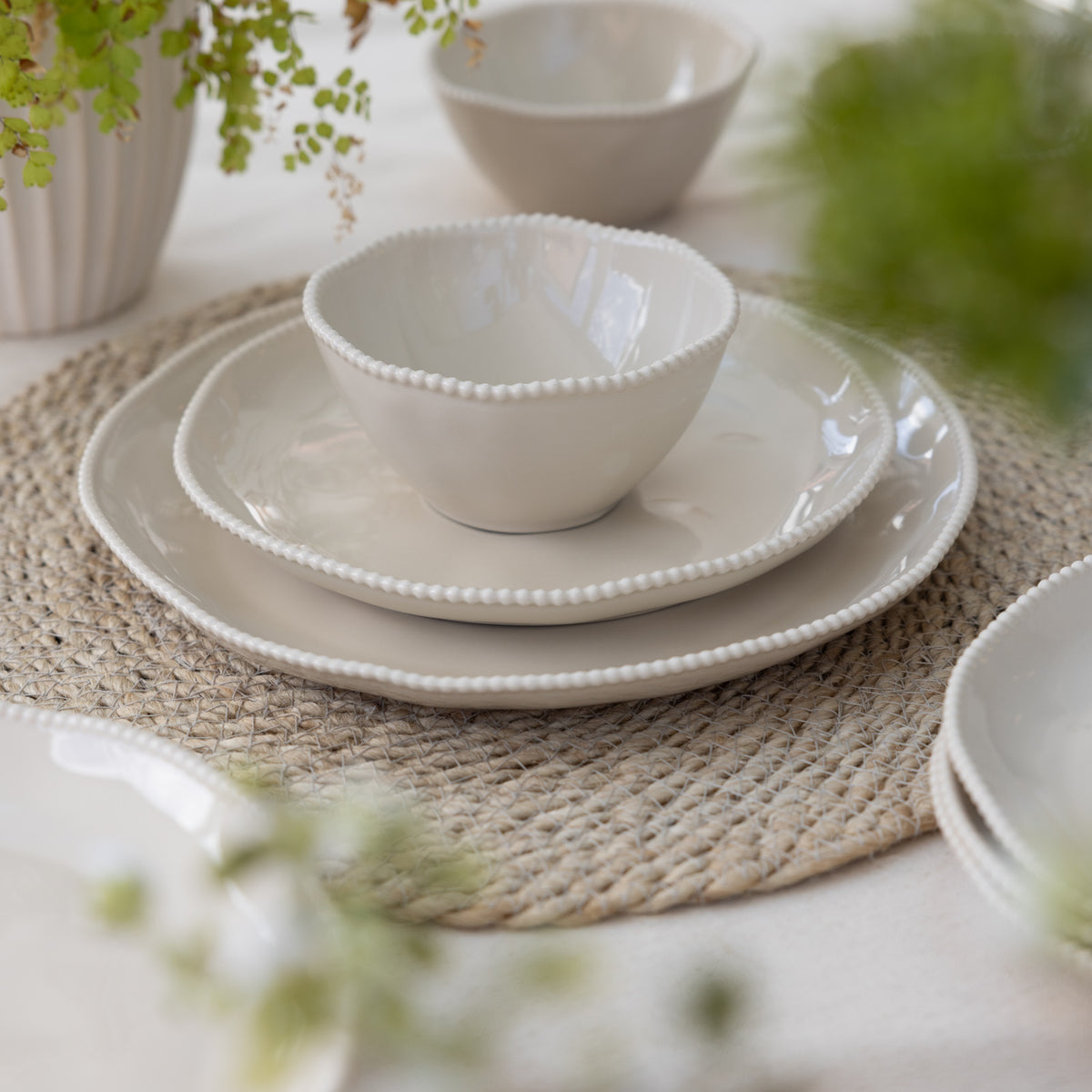 Pebble Beaded Dinner Set | 12 Pieces