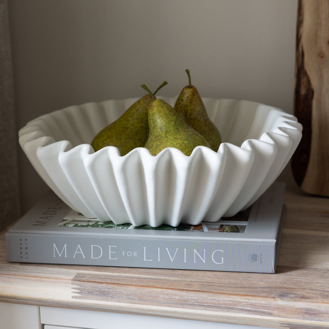 White Chalk Waved Bowl