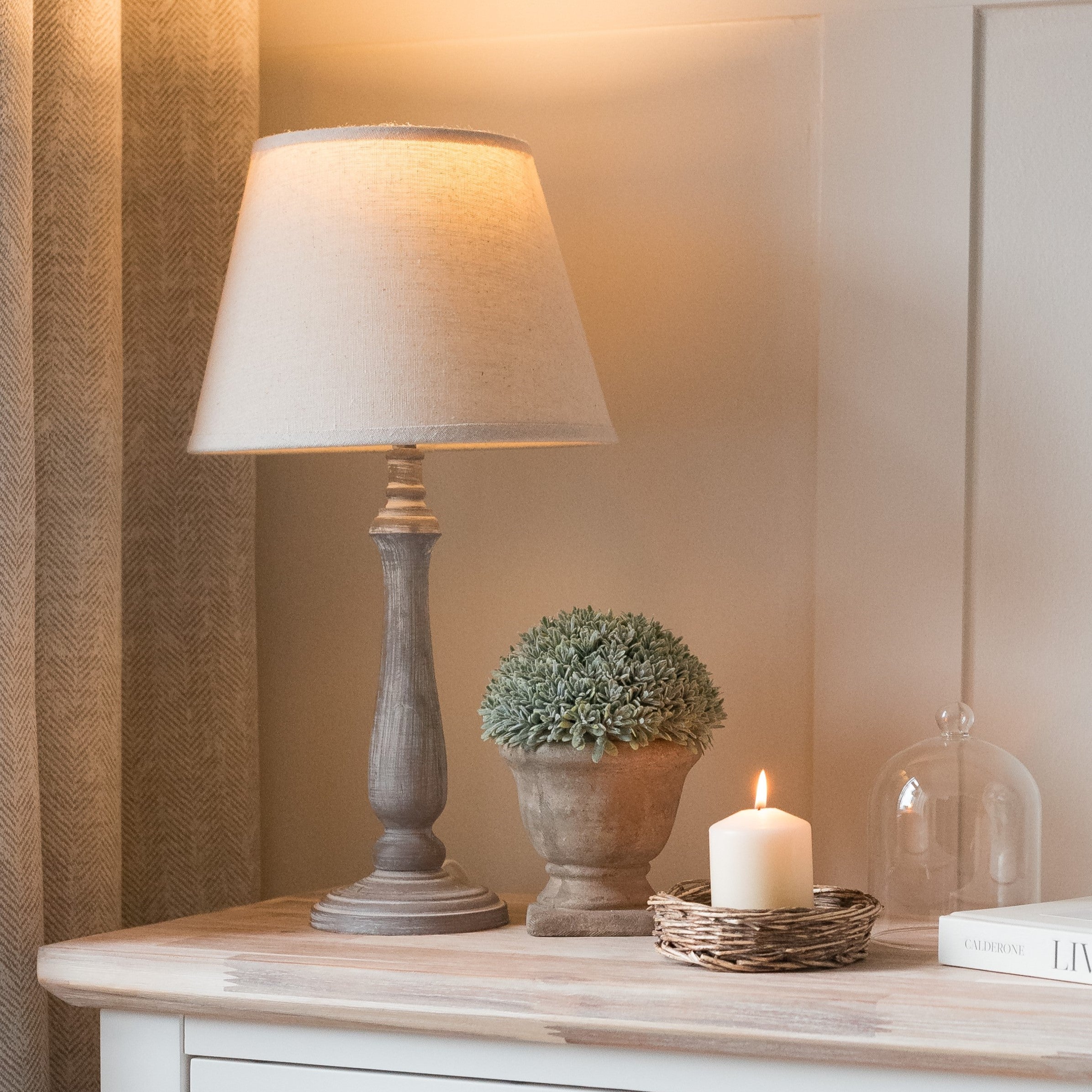 Teos Table Lamp