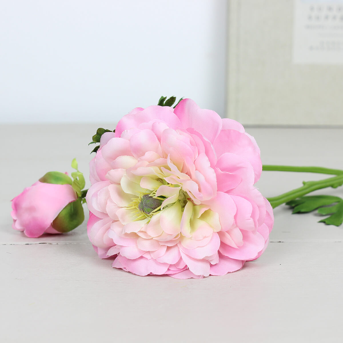 Small Ranunculus Pink Spray