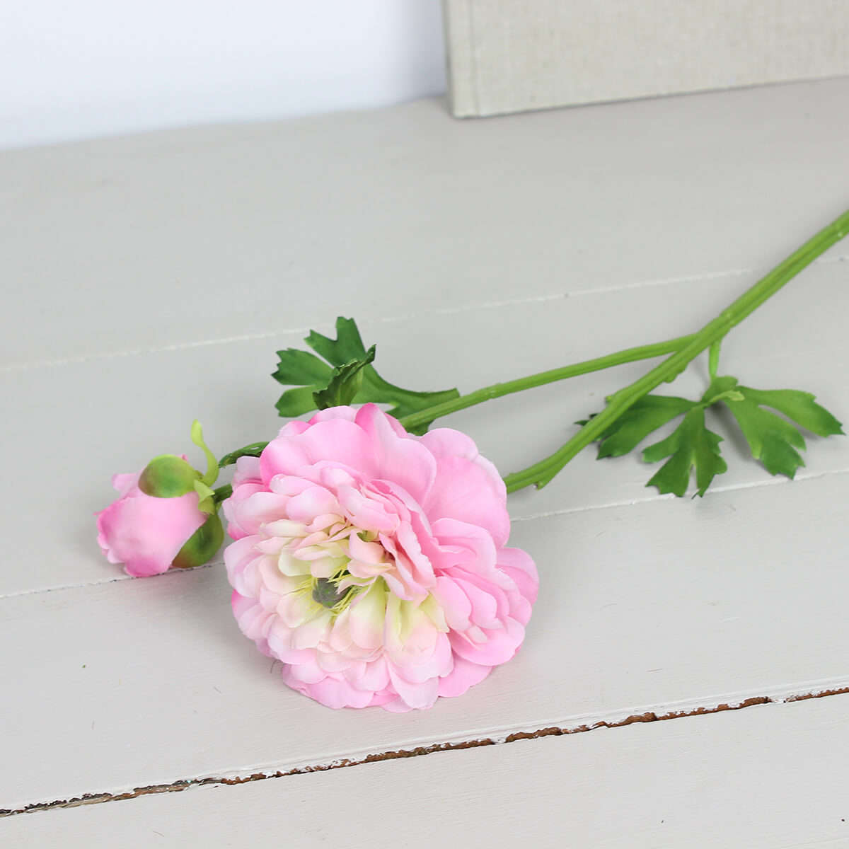 Small Ranunculus Pink Spray