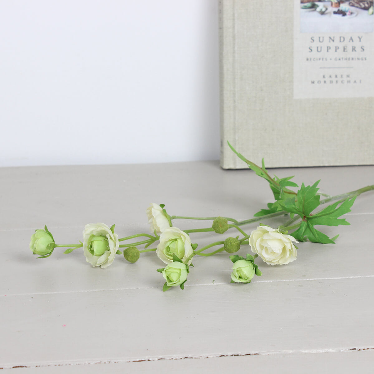 White Ranunculus Mini Spray