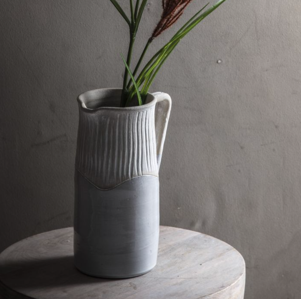 Stoneware White Moresk Jug - Large