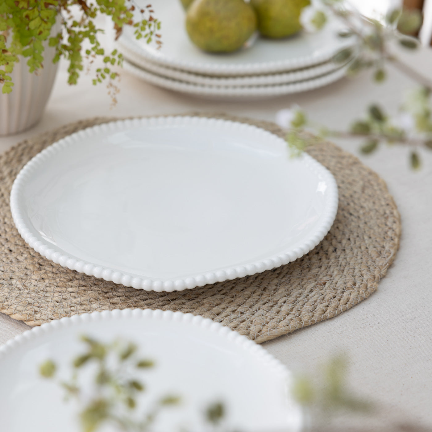 White Beaded Edge Dinner Plates | Set of 4