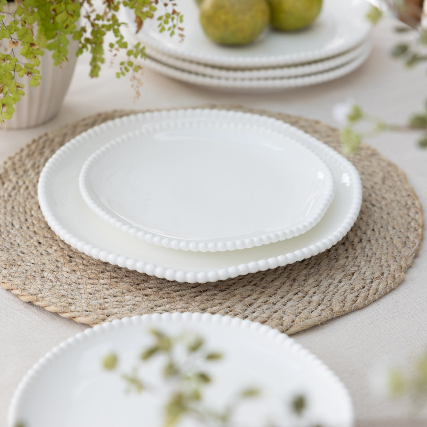 White Beaded Edge Dinner Plates | Set of 4
