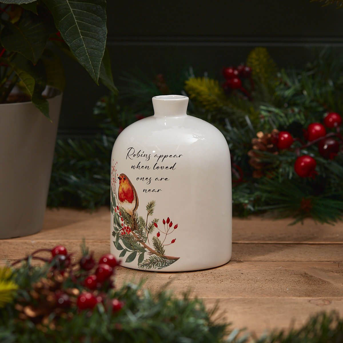 Christmas Robin Appear & Berry Ceramic Vase