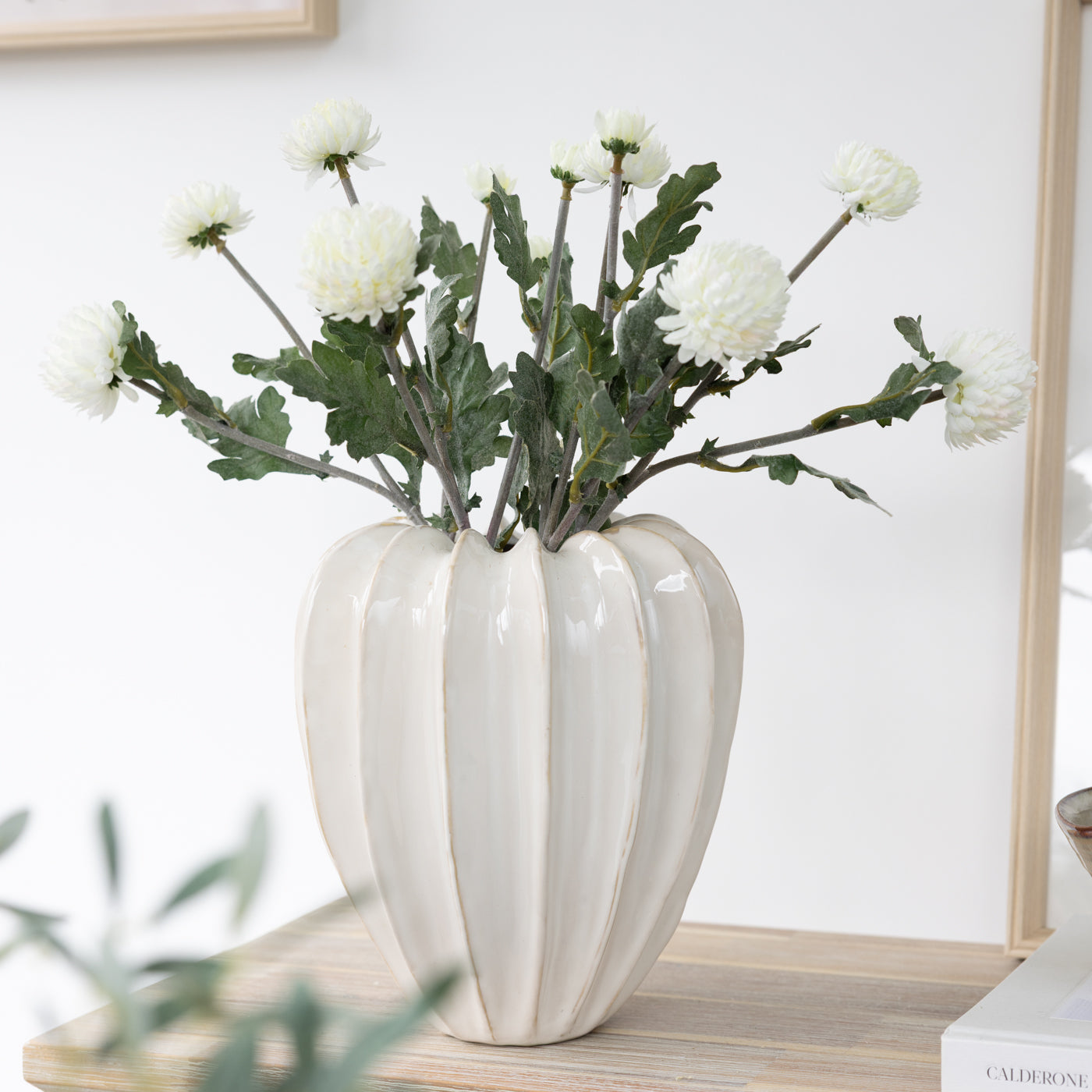 White Pom Pom Stem