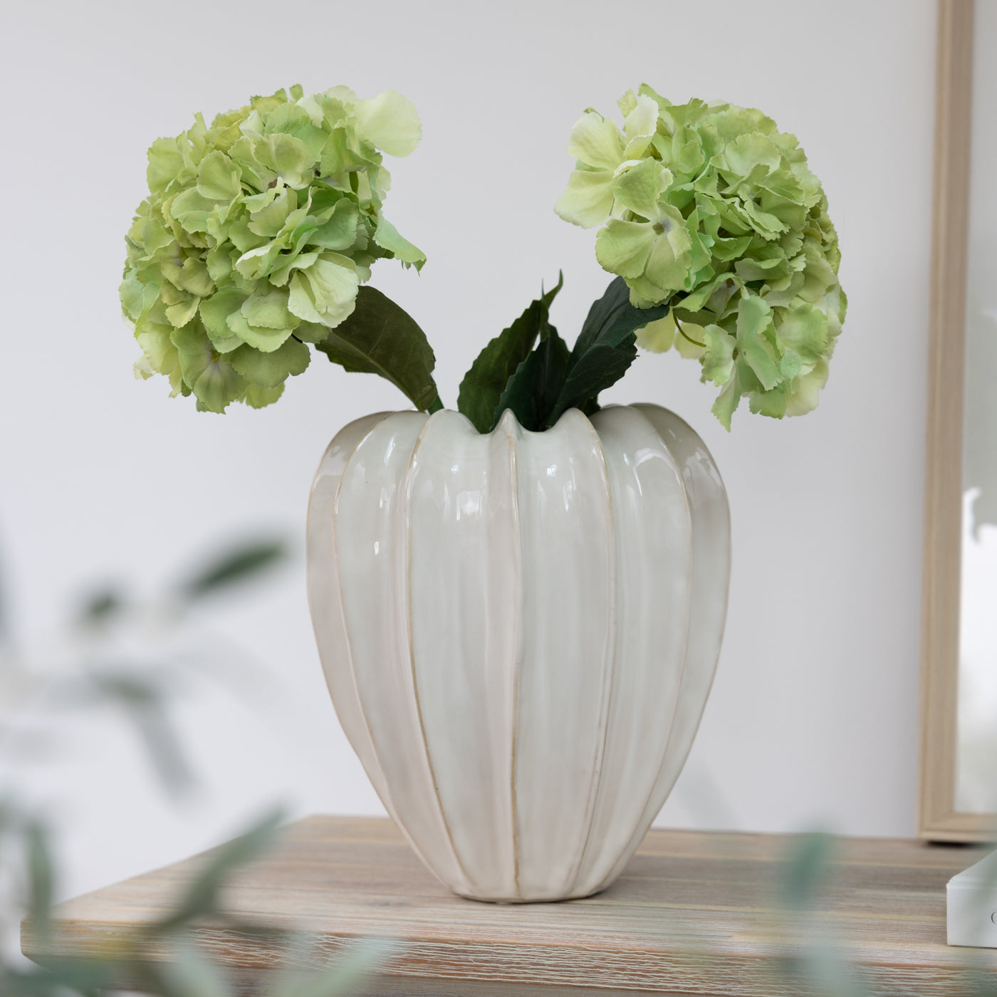 Faux Silk Short French Hydrangea Stem