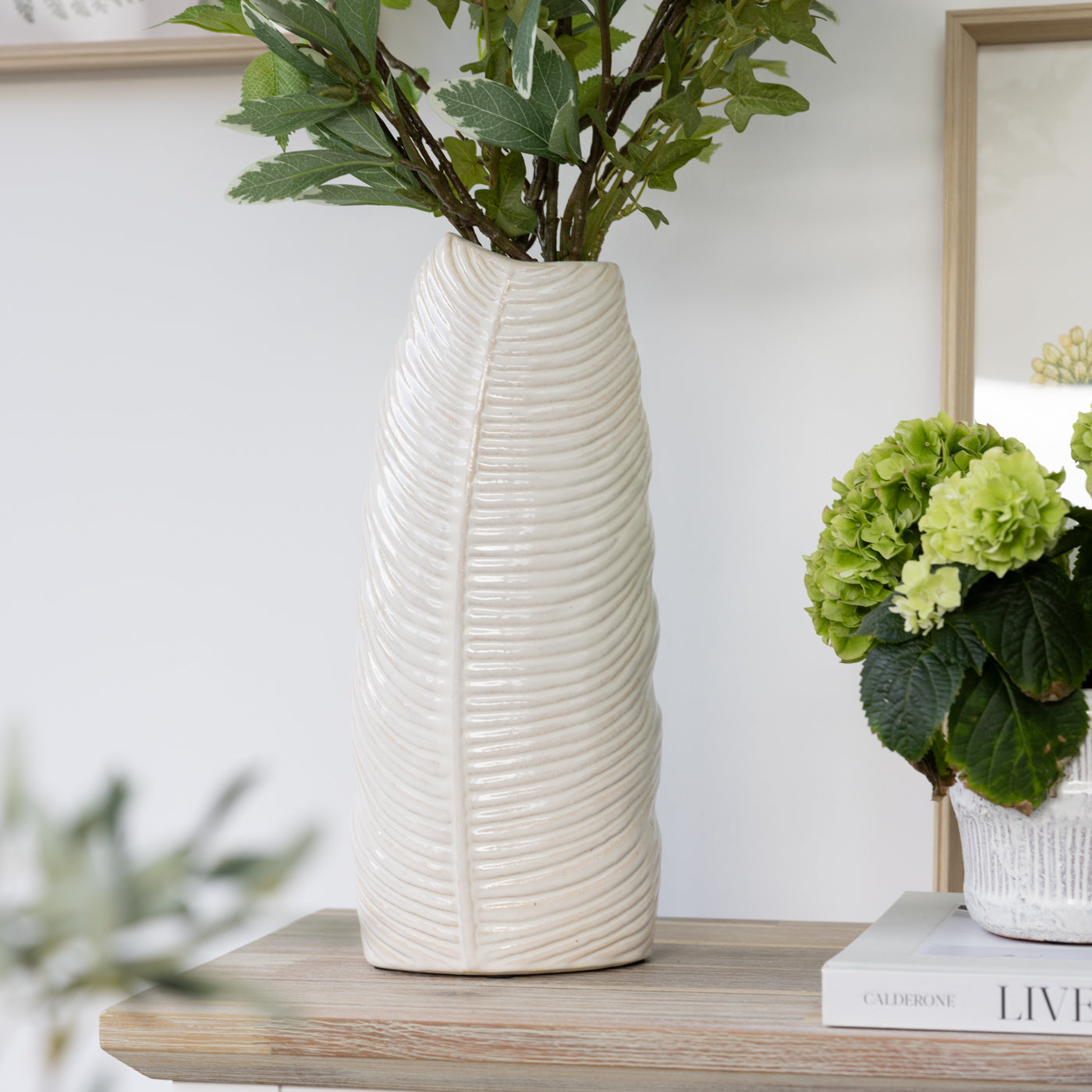 Cream Leaf Textured Ceramic Vase