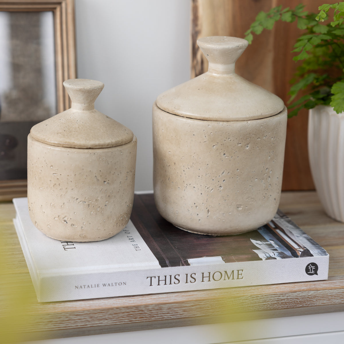 SMALL TAUPE JAR