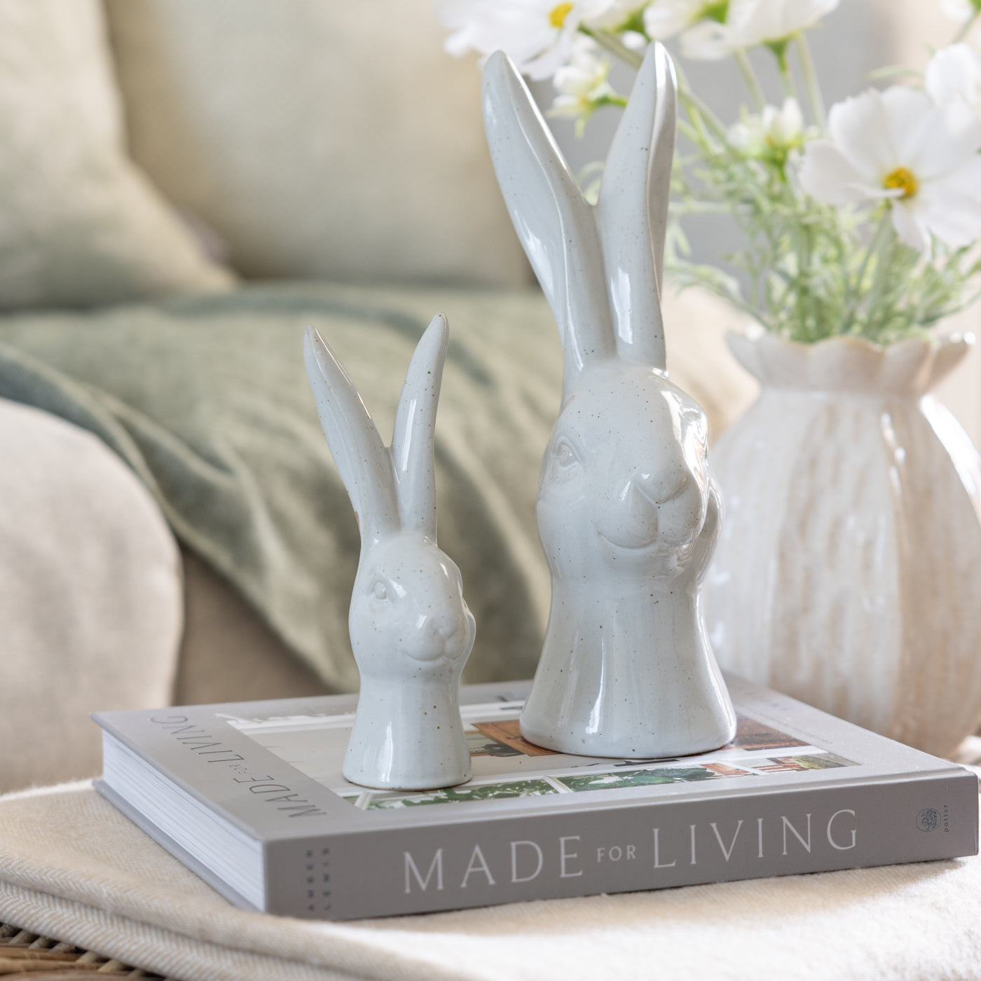 Small Porcelain Rabbit Head Decoration
