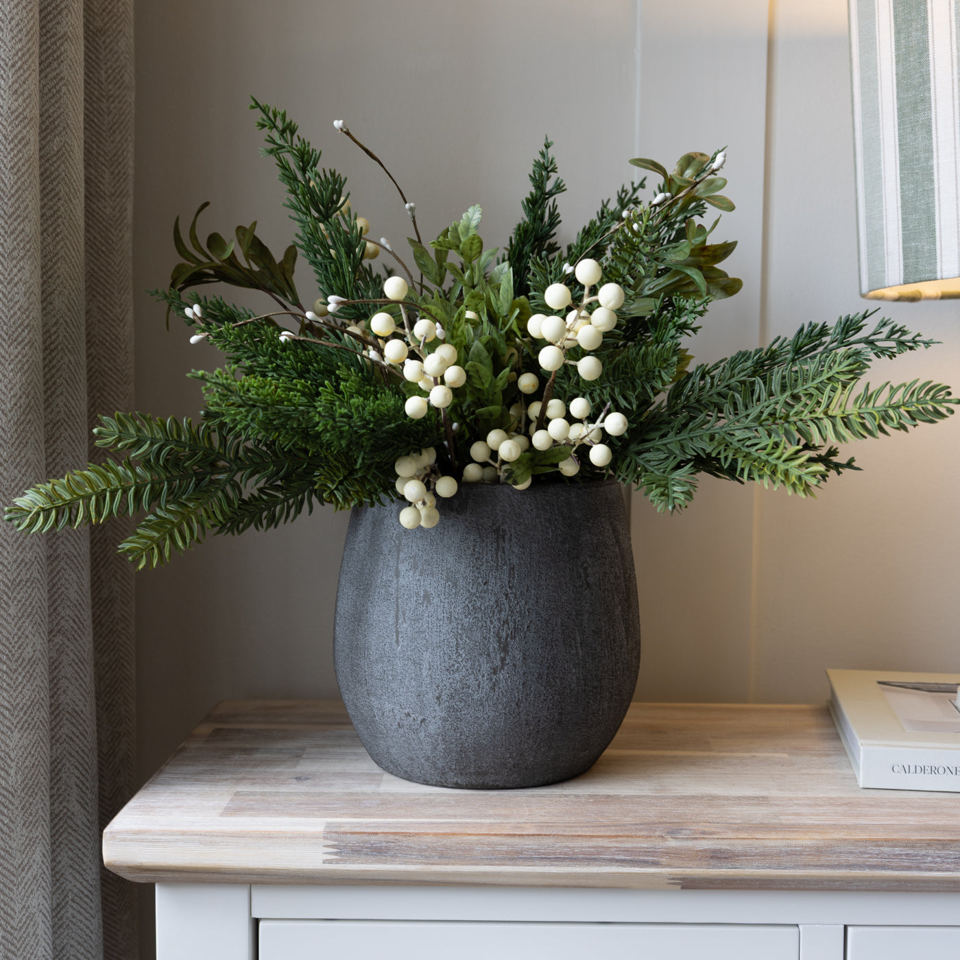 Zita Dark Brown Planter