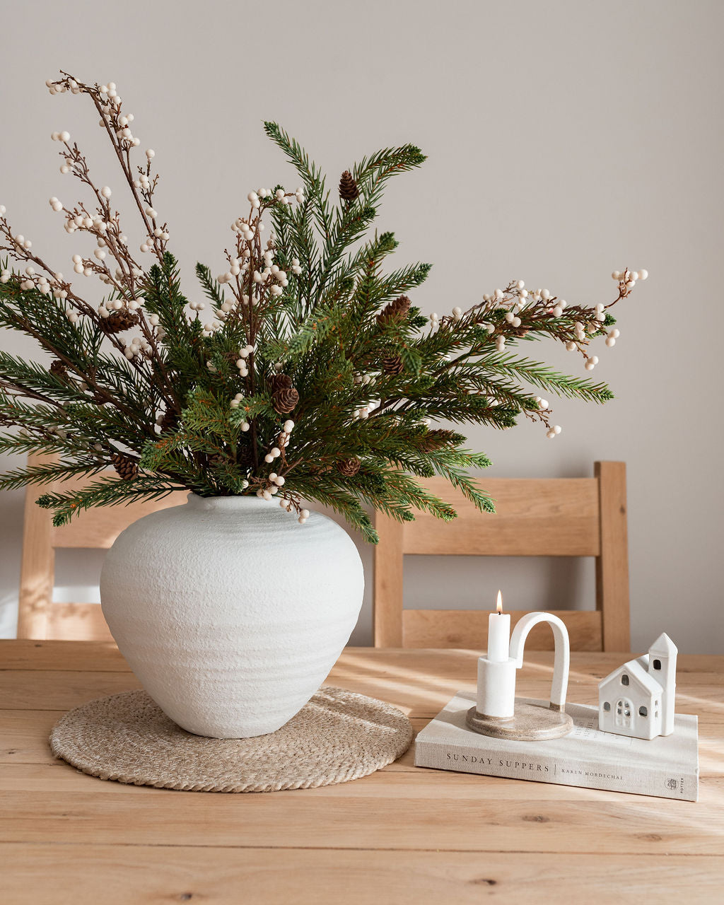 Flared Pine Cone Spray