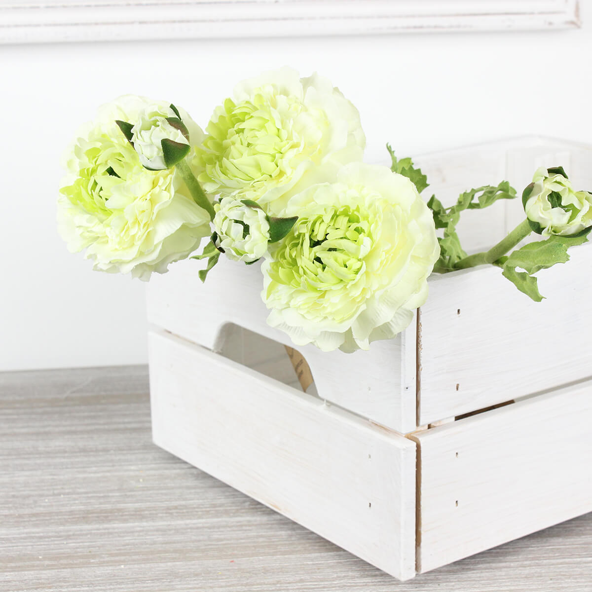 Faux Green Ranunculus Stem