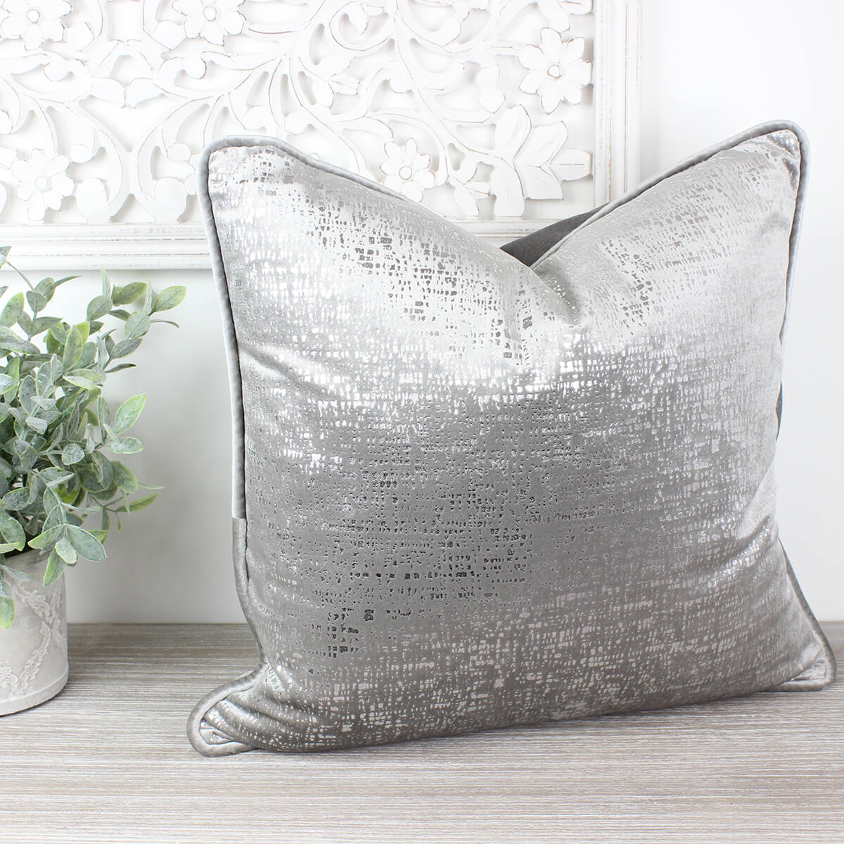 Zinc Silver Velvet Cushion