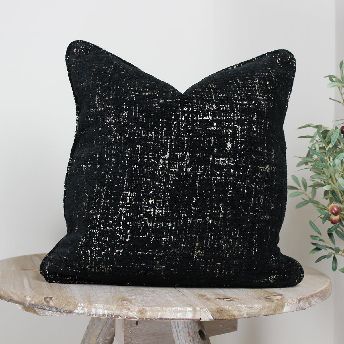 Zonda Graphite Cushion