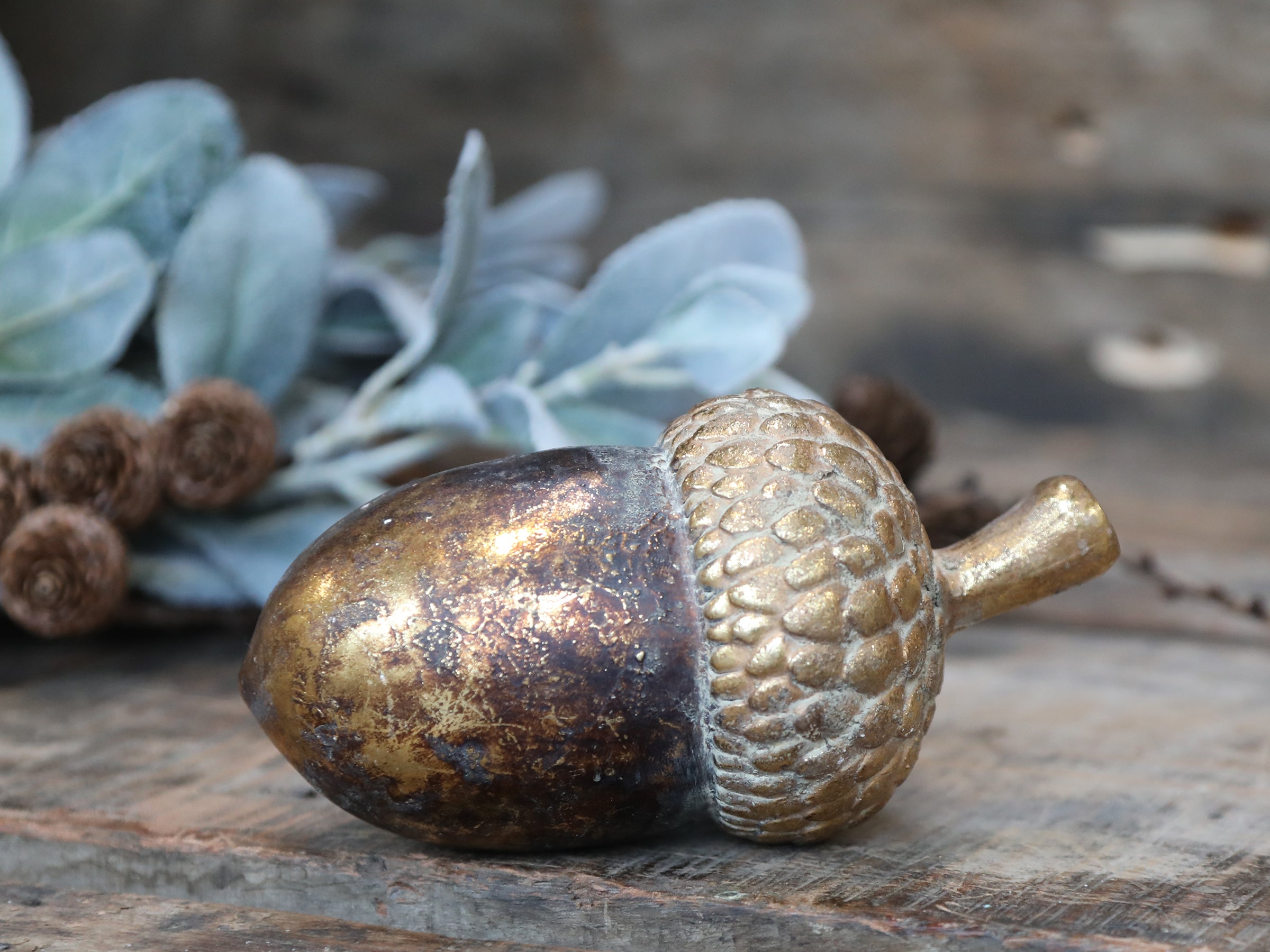 Decorative Acorn Antique Gold