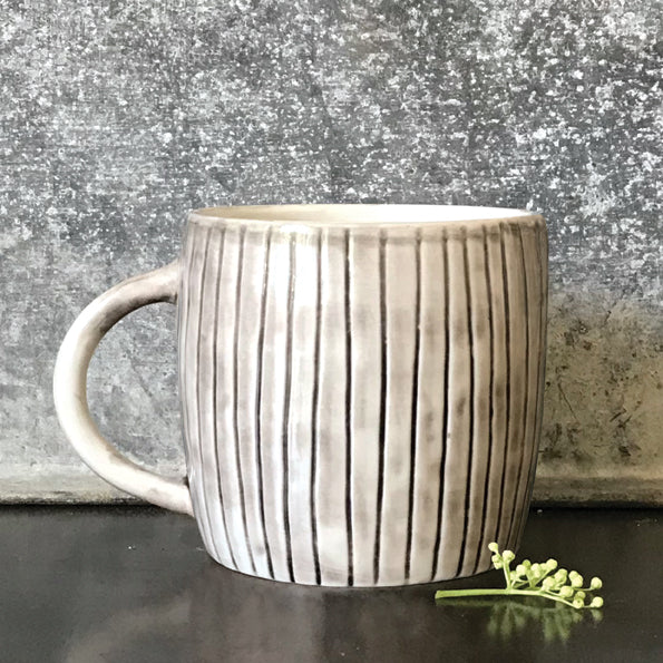 East of India Boxed Rustic Mug with Scratched Lines