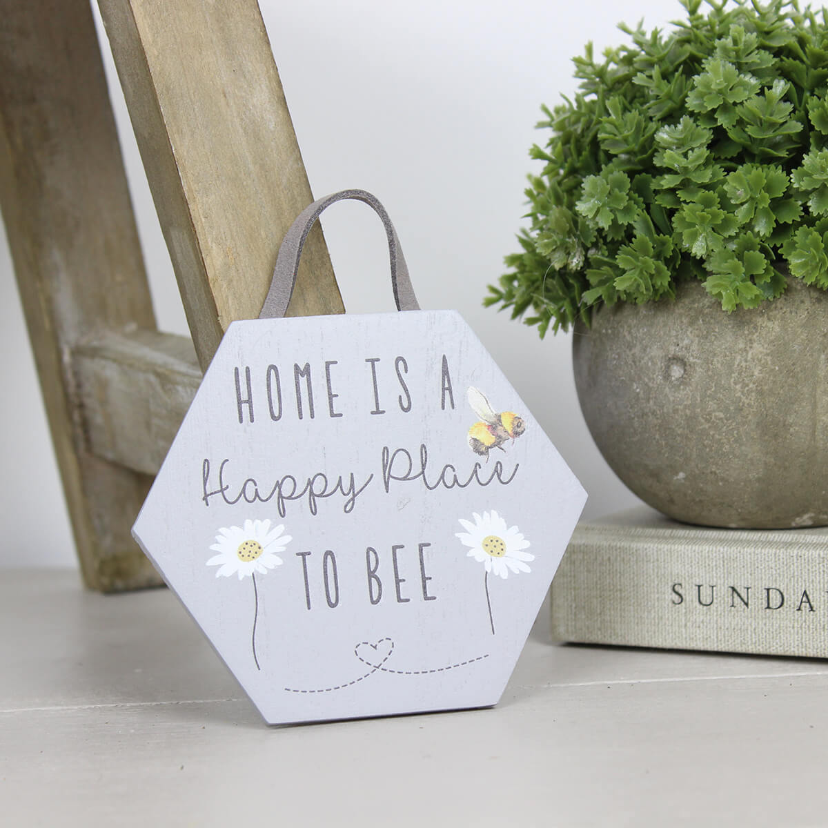 Bee Quote Hangers