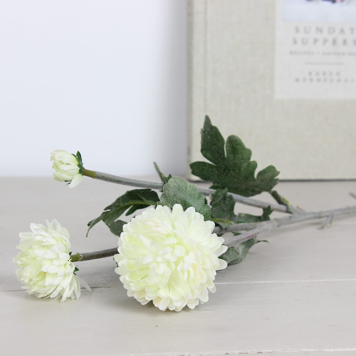 White Pom Pom Stem