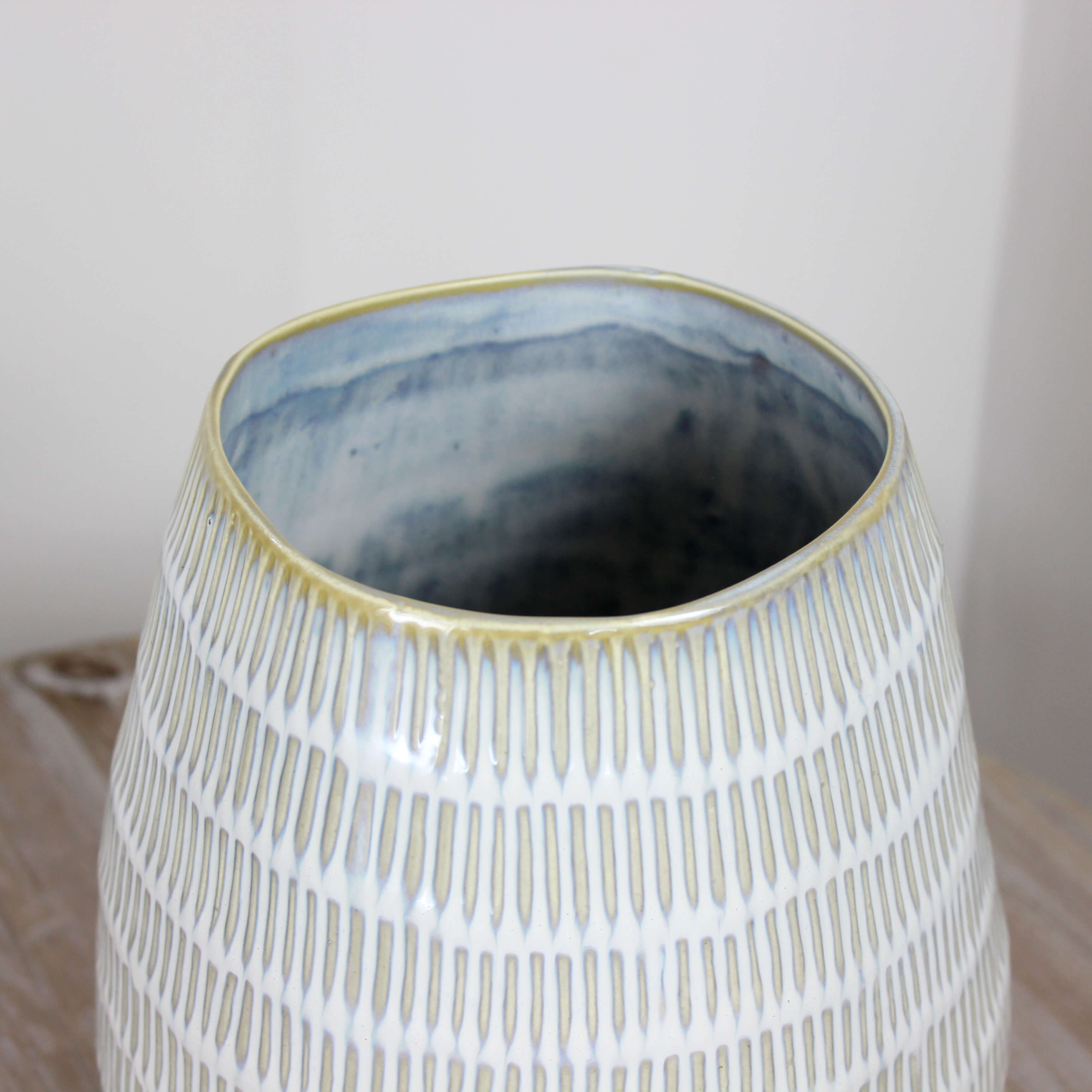 Franchesca Cream & Beige Line Abstract Vase